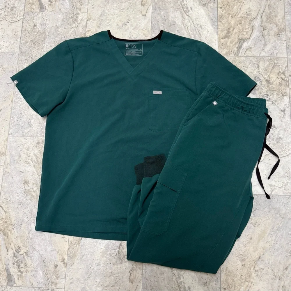 FIGS Leon Green Set of Scrubs Shirt and Joggers Men’s Size XL